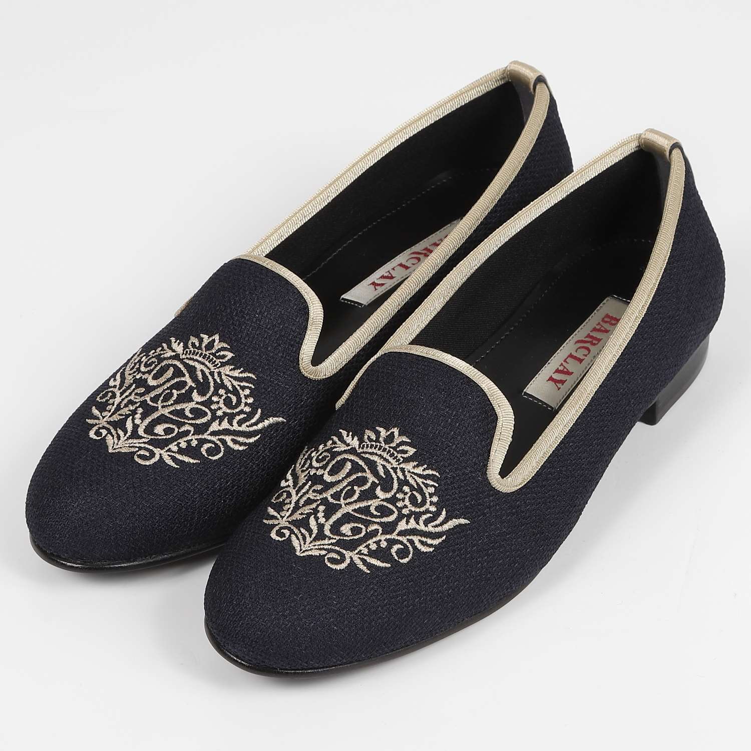 BARCLAY刺繍モチーフオペラシューズ　ネイビー