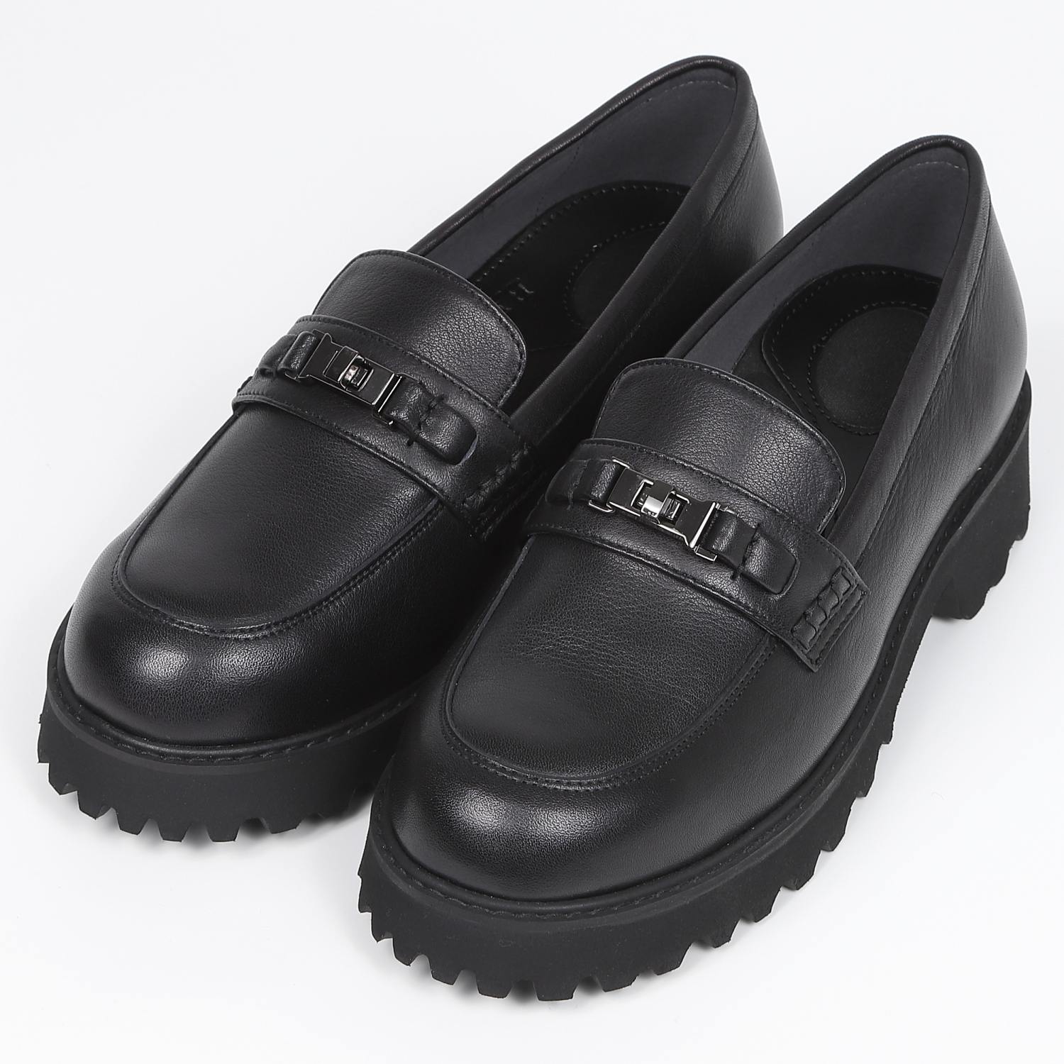 BARCLAYボリュームソールローファー　ブラック