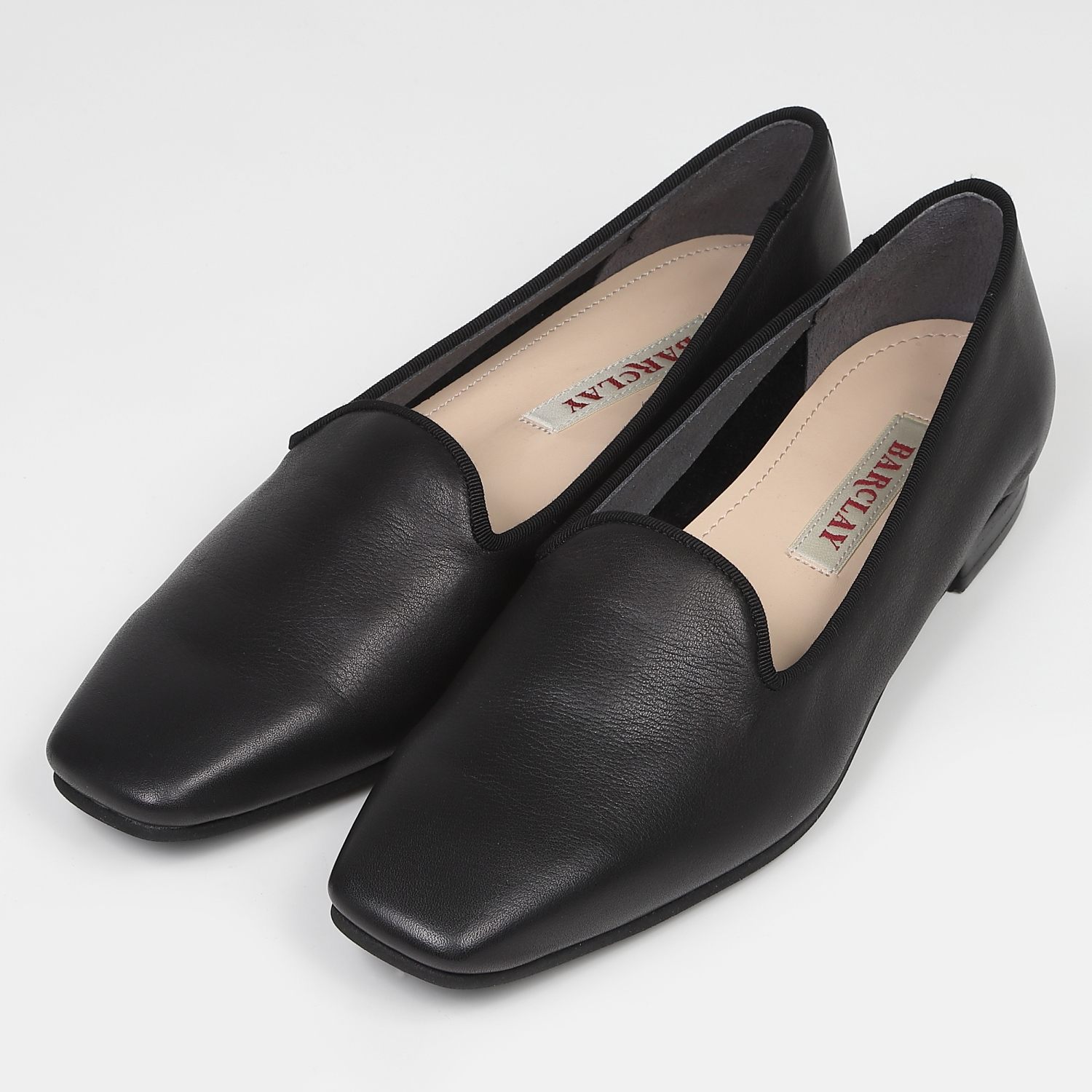 BARCLAYシンプルオペラシューズ　ブラック