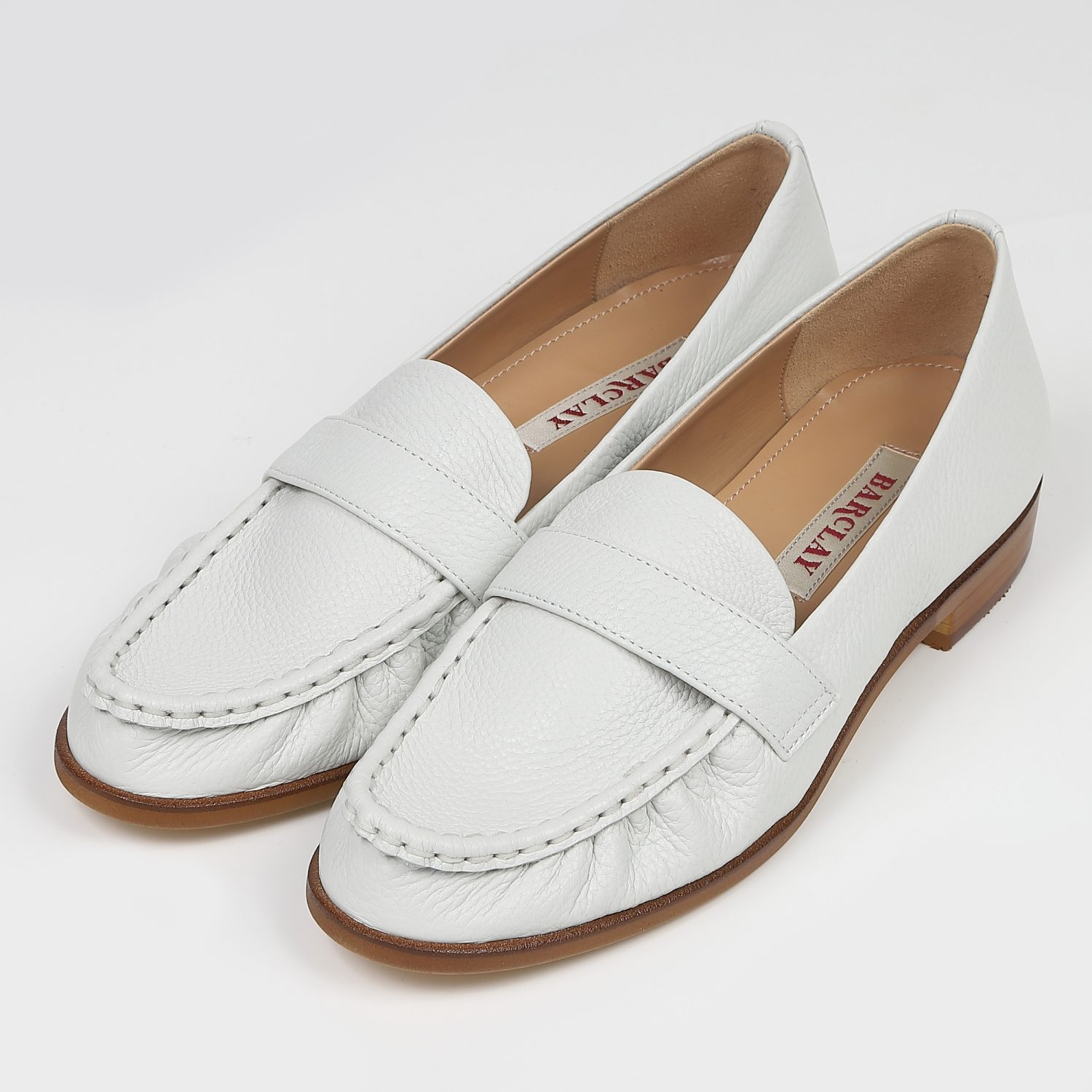 BARCLAYソフトレザーローファ―　アイボリー