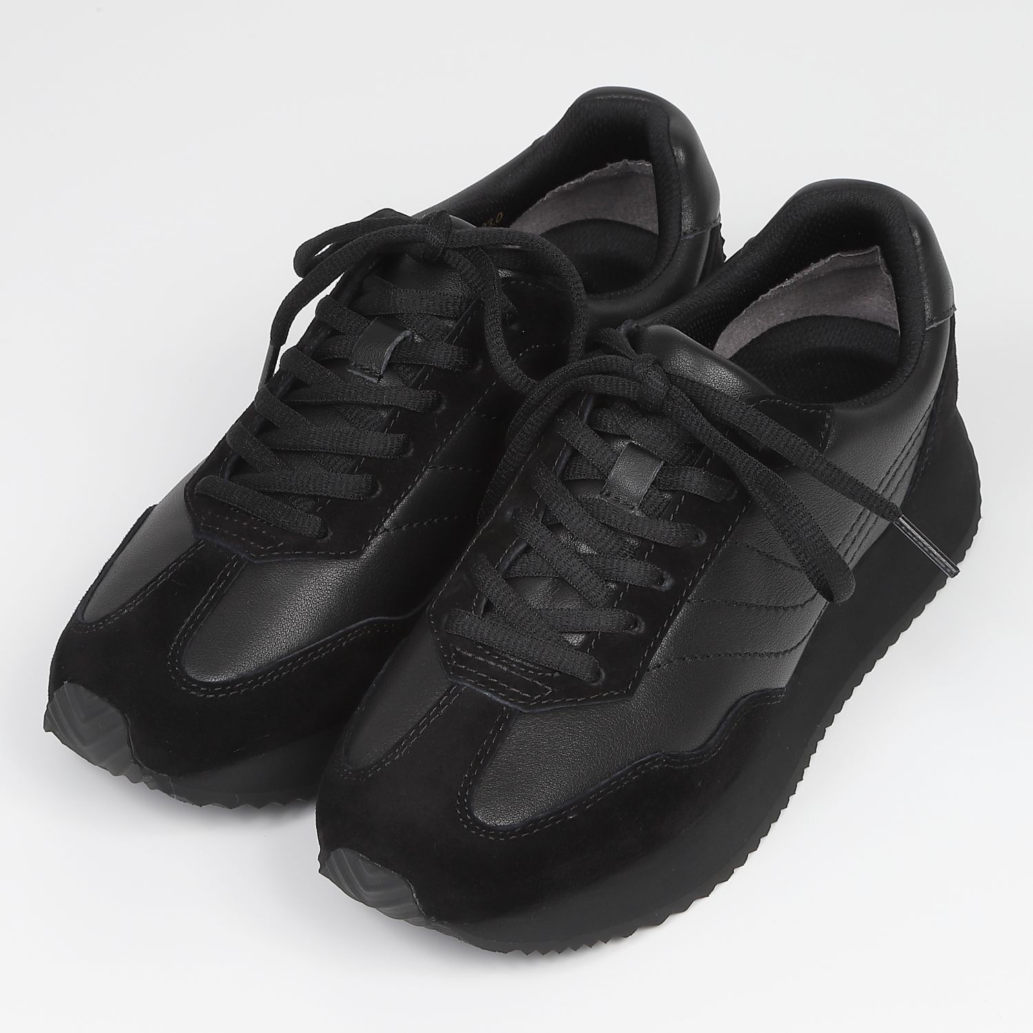 BARCLAYボリュームソールスニーカー　ブラック