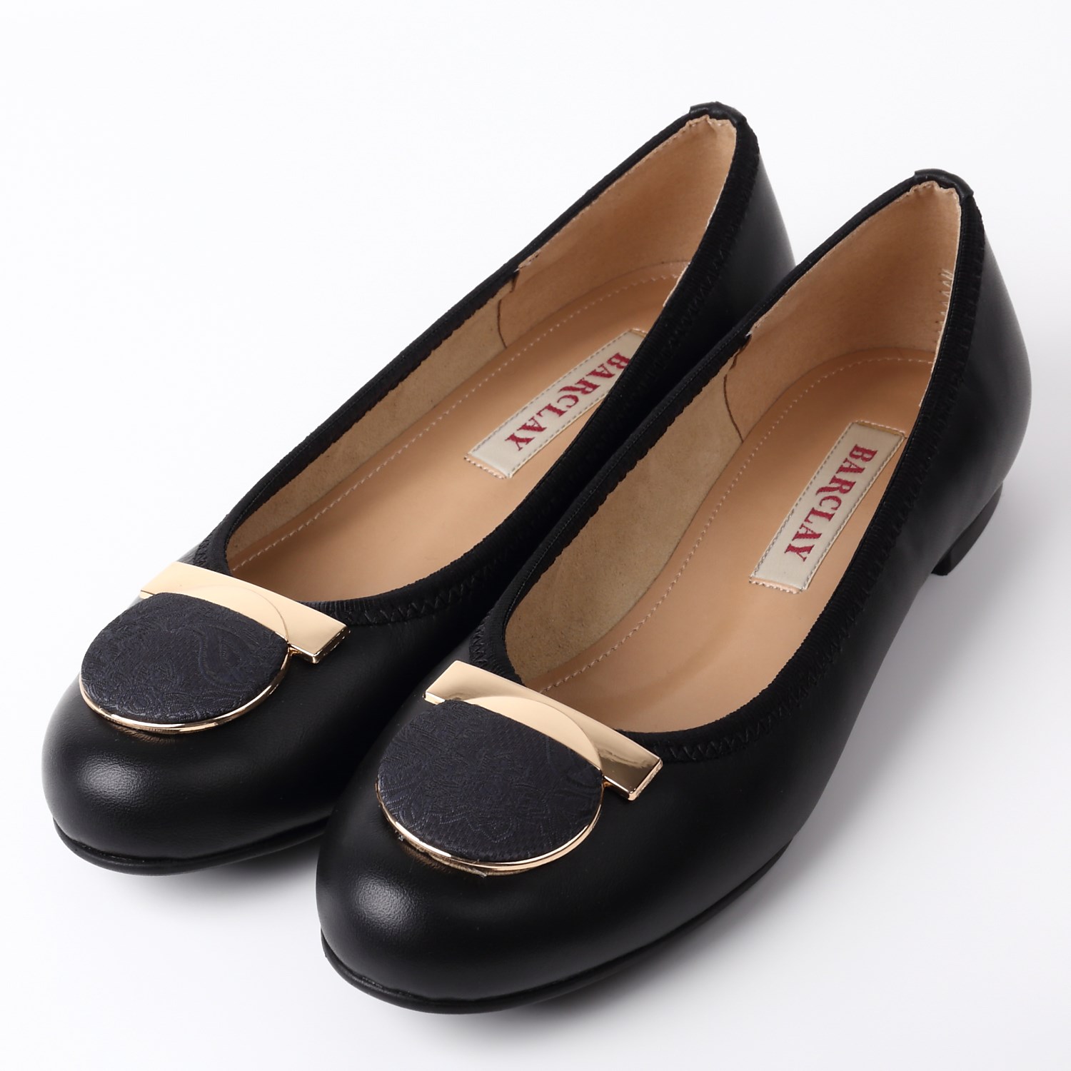 BARCLAYオーナメントカッターパンプス　ブラック