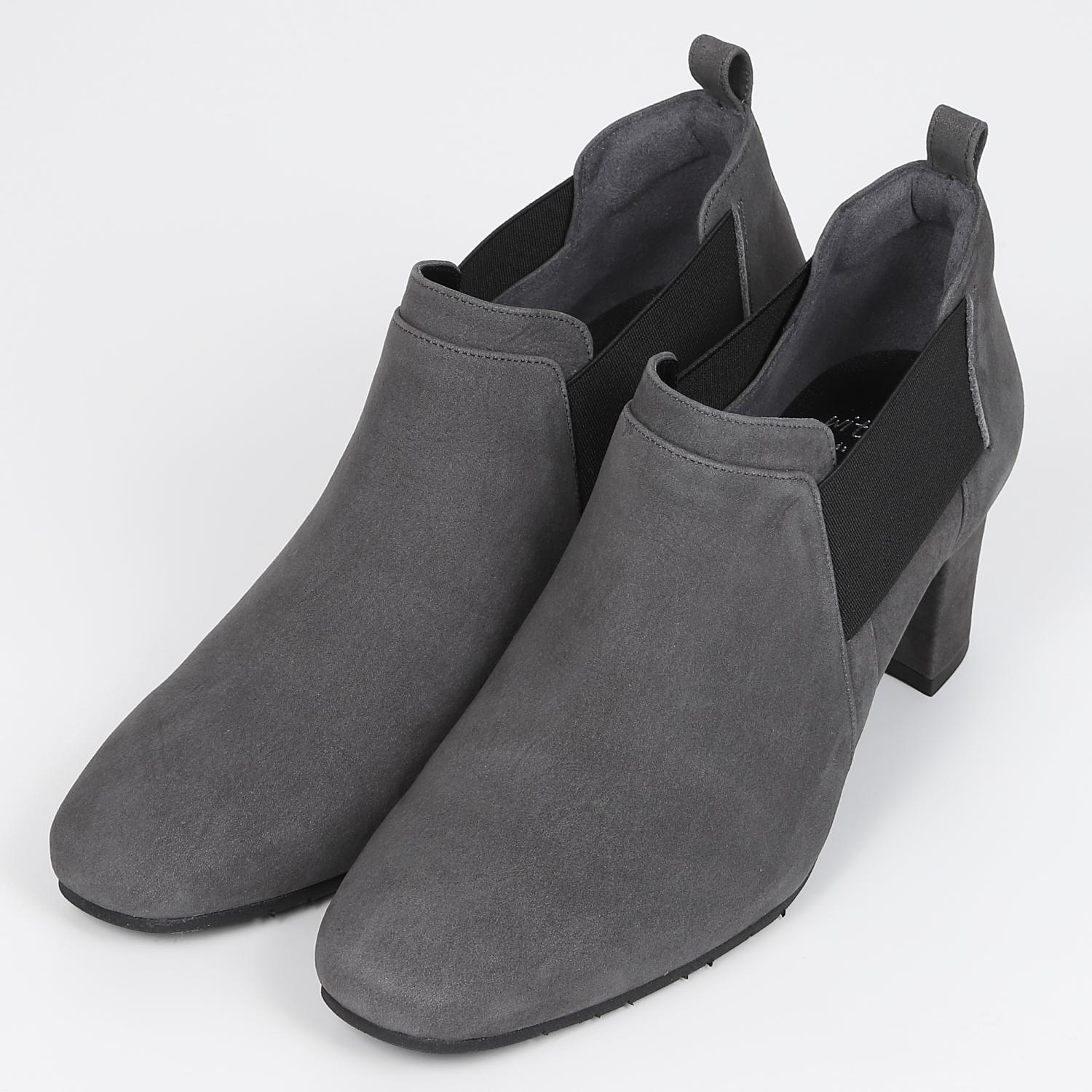 With Width（ウィズウィズ）サイドゴアブーティ オーク｜BARCLAY