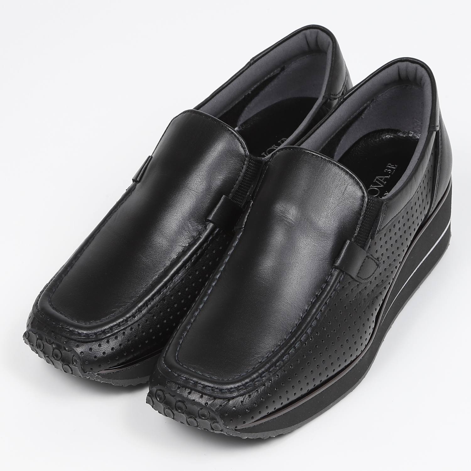 VITA NOVA5cmヒールスリッポンスニーカー　ブラック