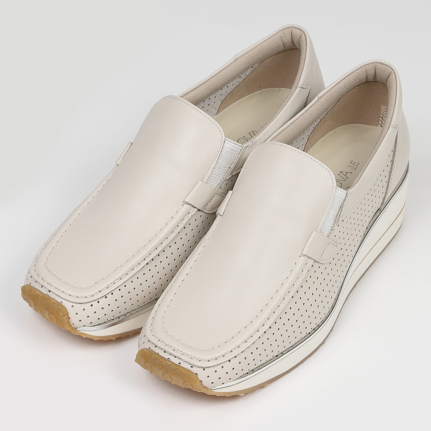 VITA NOVA5cmヒールスリッポンスニーカー　サンドグレー