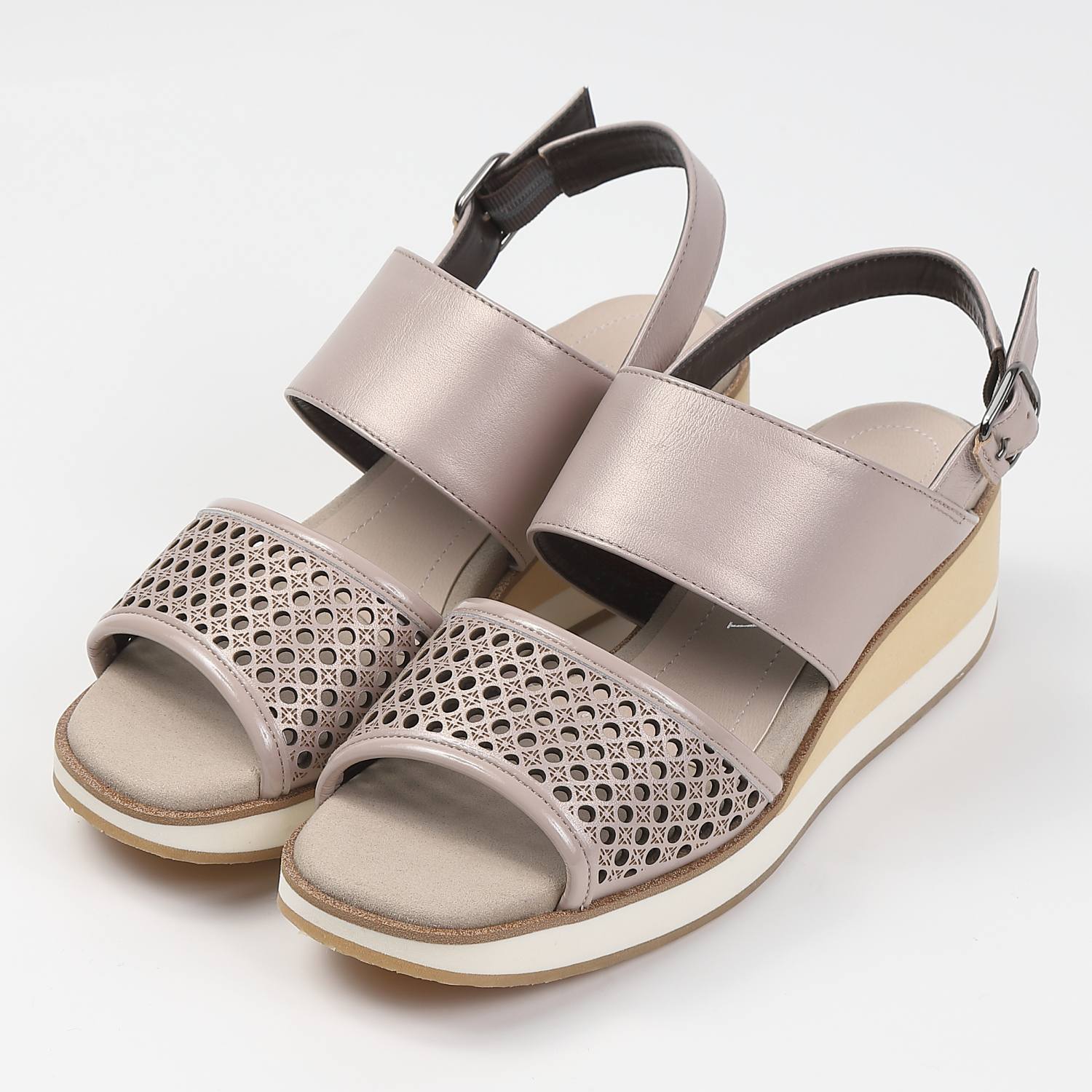 VITA NOVA　レーザーカットスニーカーソールサンダル　ライトピンクメタリック