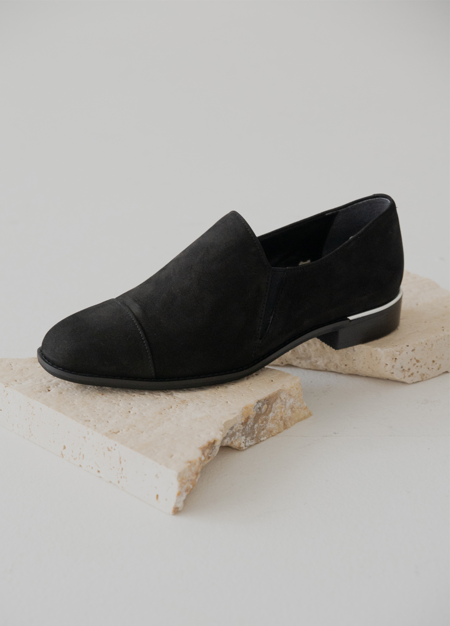 BARCLAY（バークレー）ソフトスクエアトゥ シルバーピースヒールカジュアルシューズ