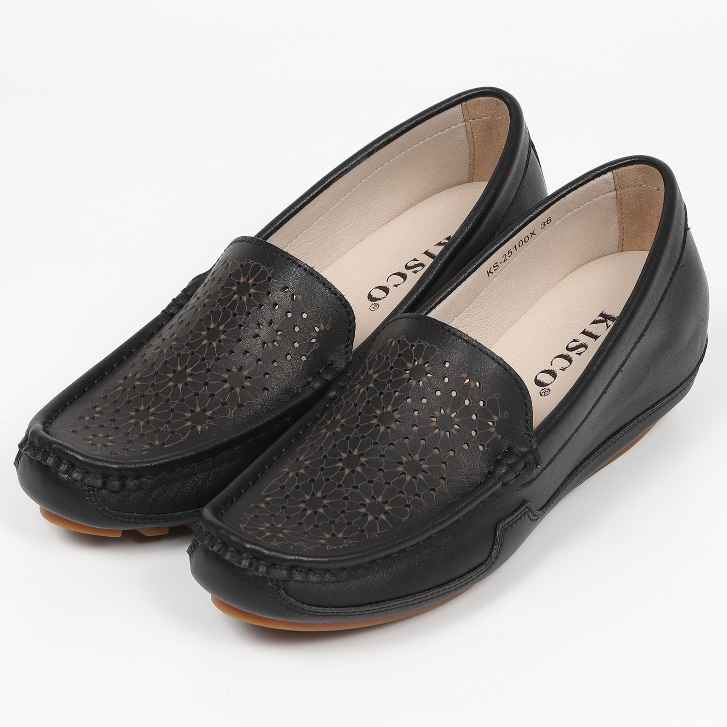 KISCOインヒールレーザーカットモカシン　ブラック