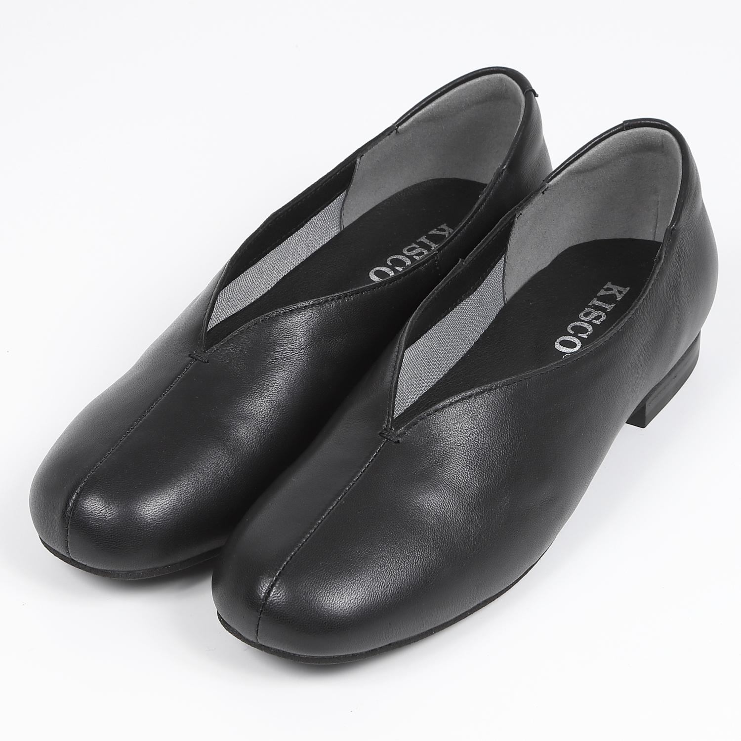 KISCOローヒールスリッポン　ブラック