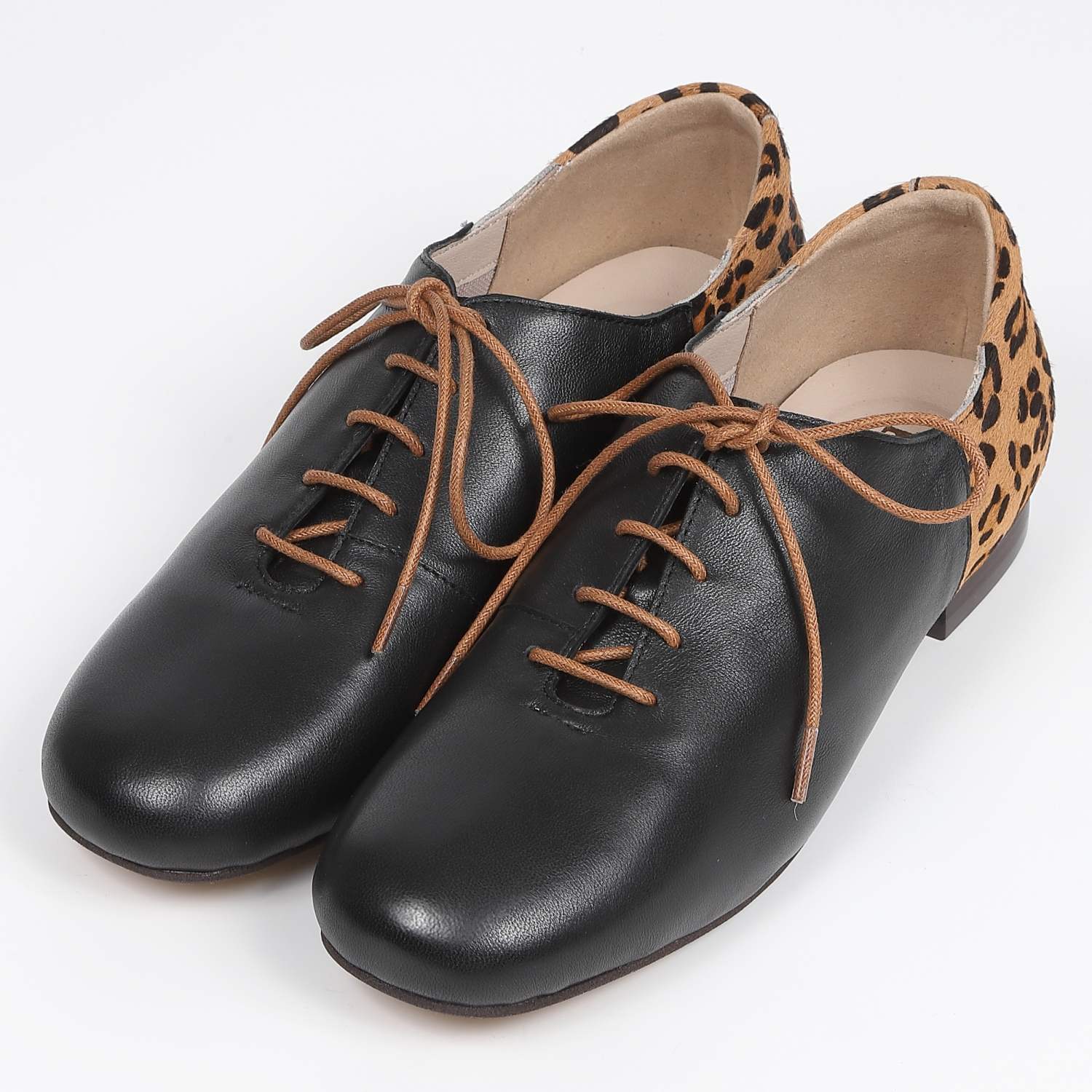 KISCOレースアップシューズ　ブラックコンビ