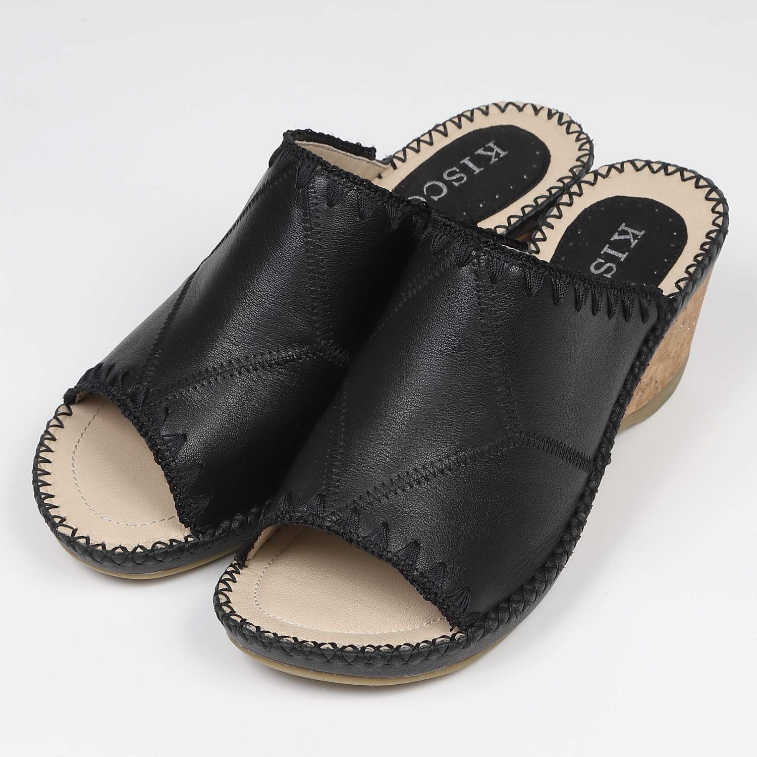 KISCO刺繍カバードサンダル　ブラック