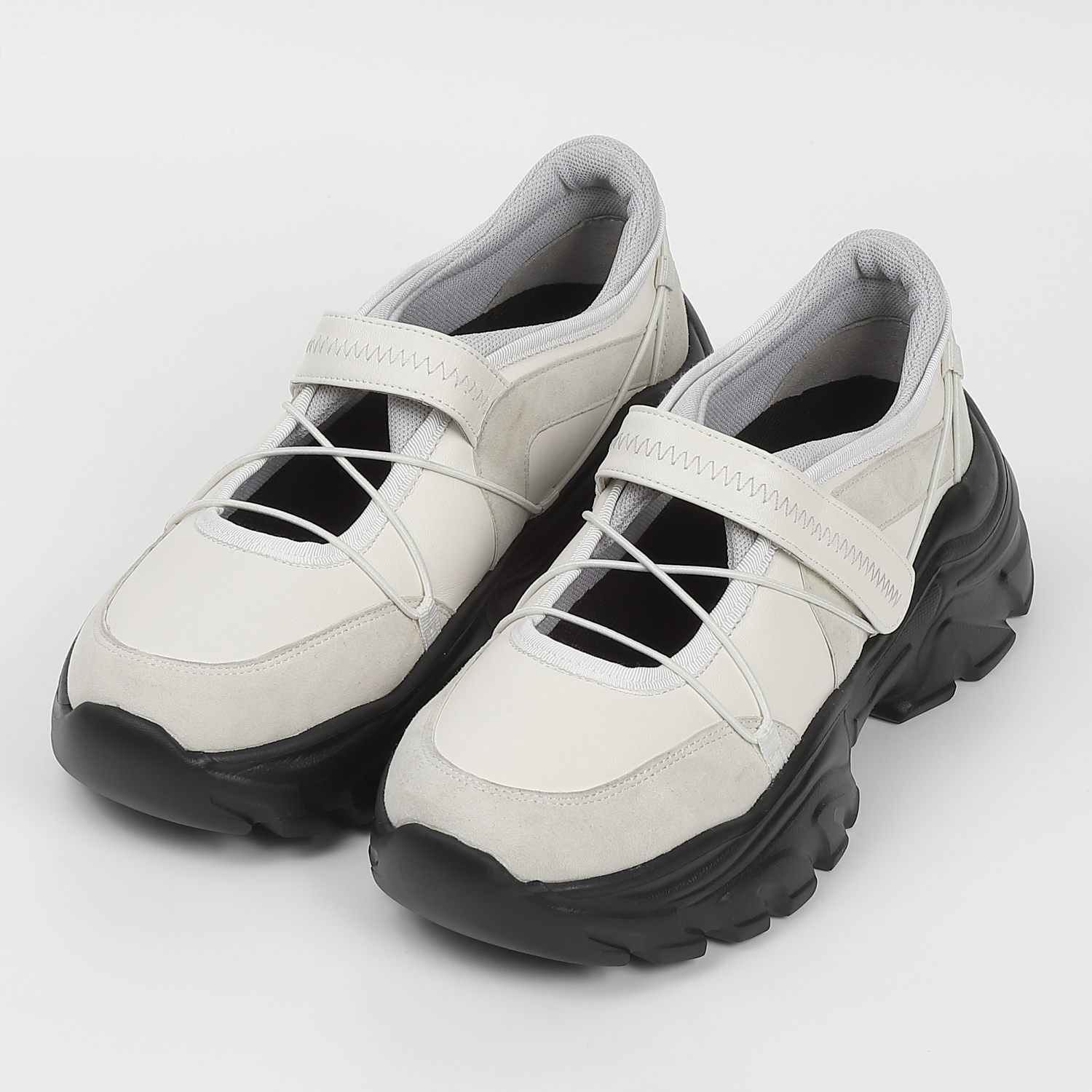 KISCOメリージェーンスニーカー　アイボリー