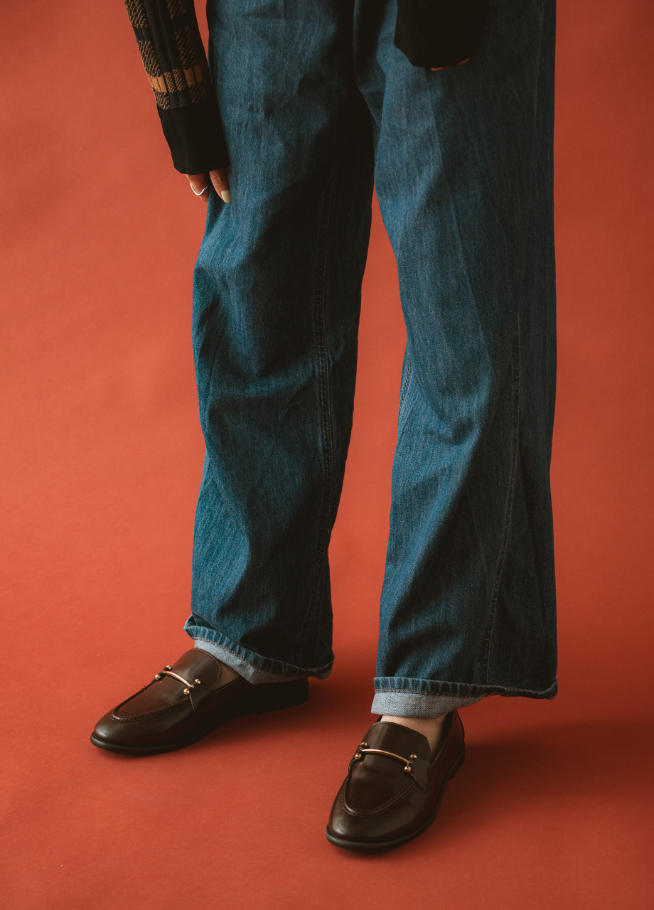 BARCLAY（バークレー）ガラスレザースキニービットローファー